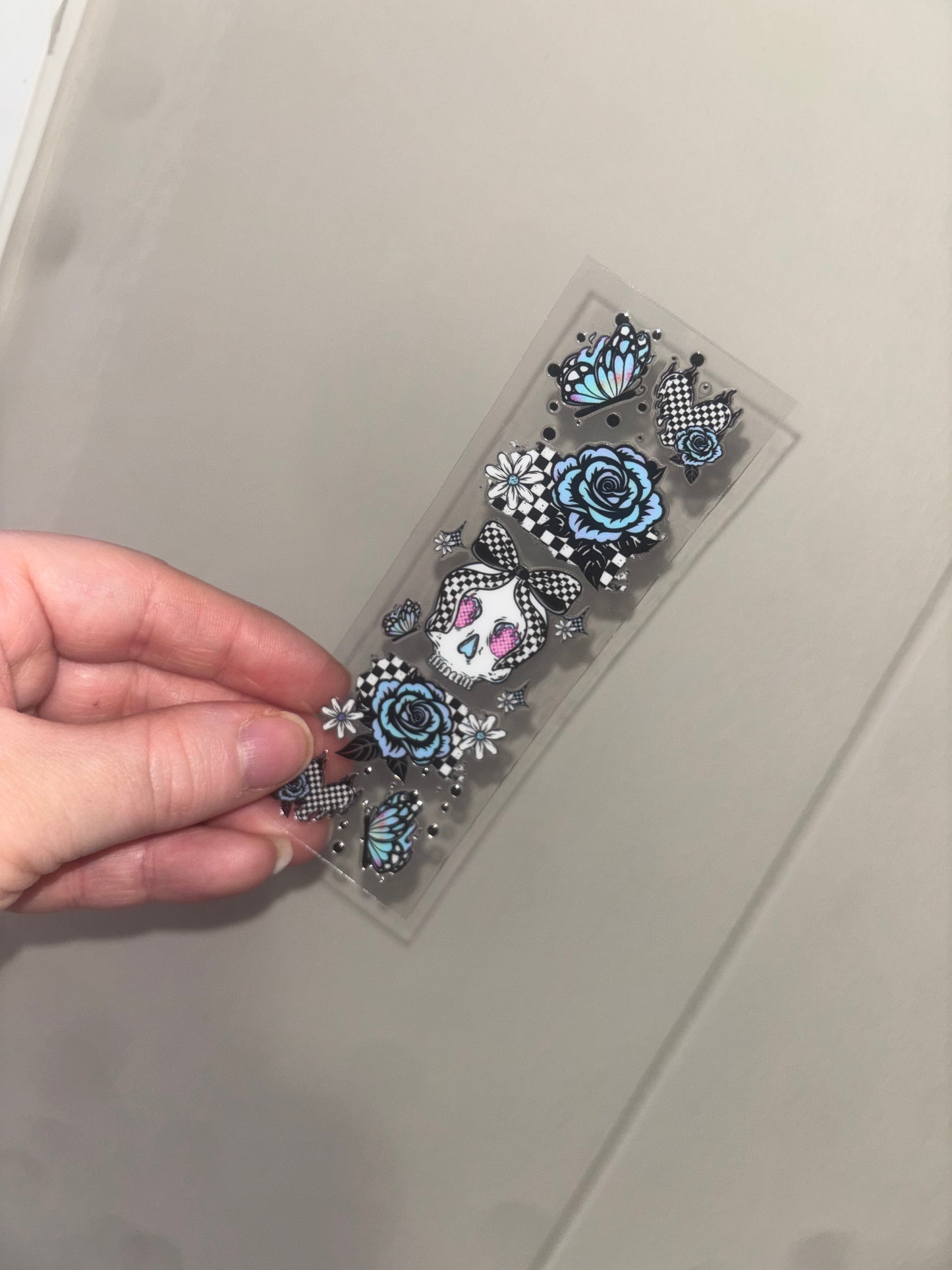 Skull Pen Wrap