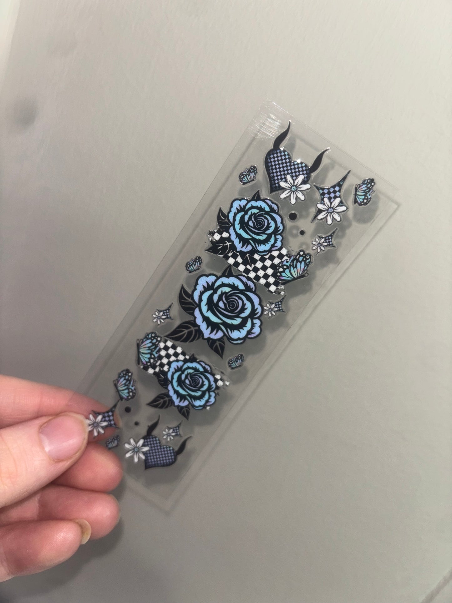 Roses Pen Wrap