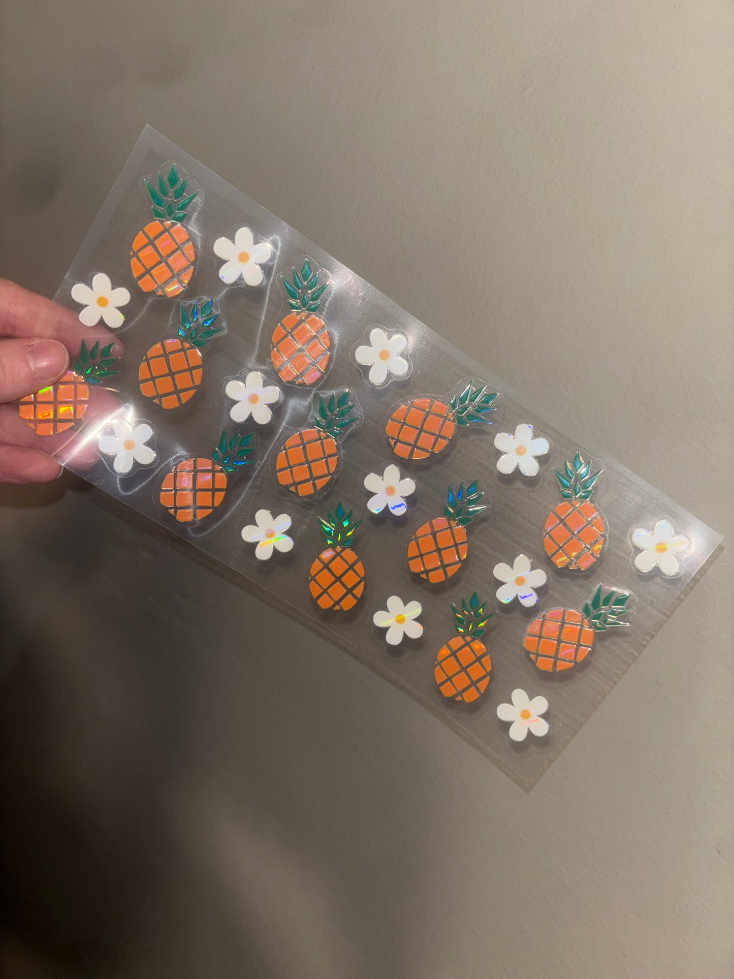 Pineapples Holographic 16 oz Wrap