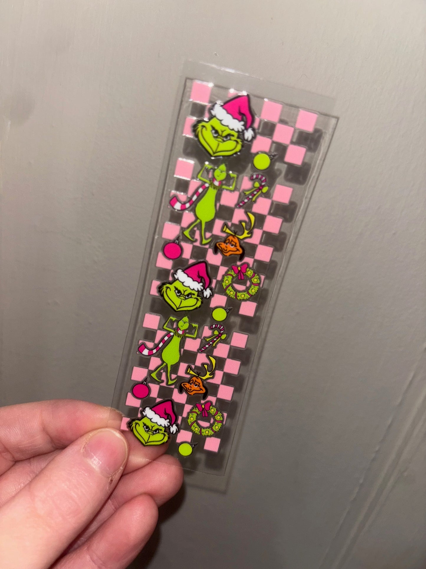 Green Guy Christmas Pen Wrap 1