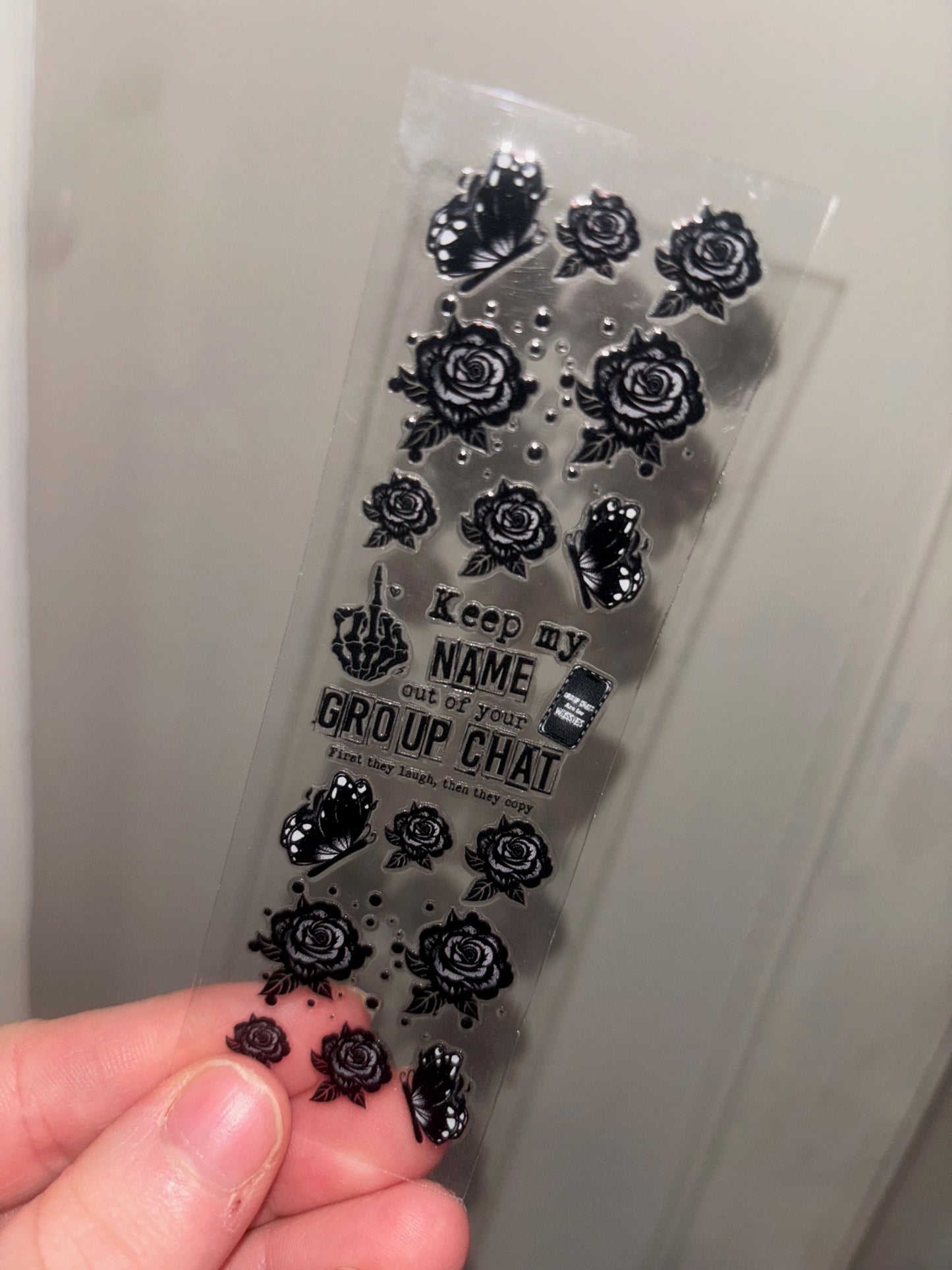 Group Chat Pen Wrap