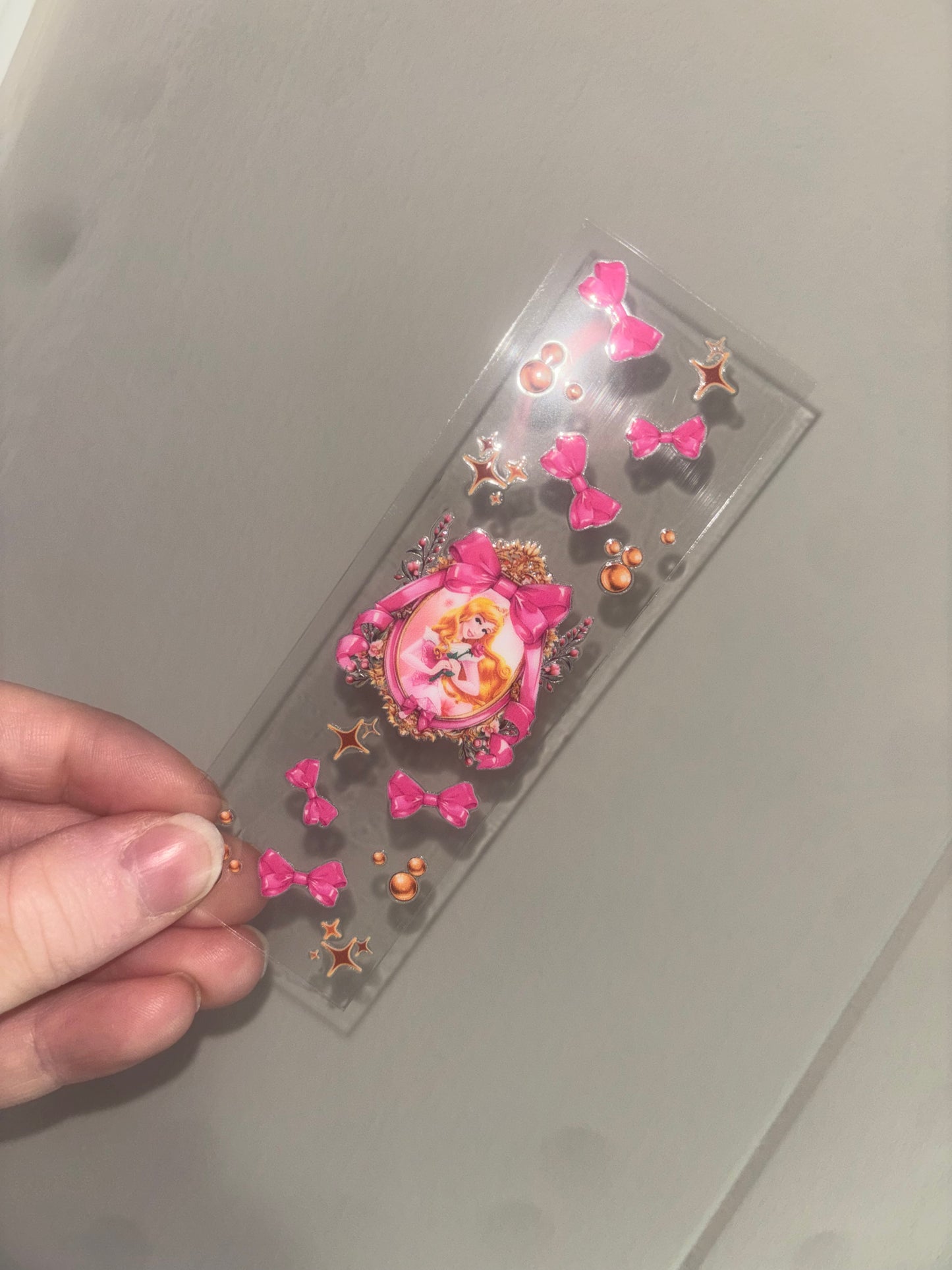 Sleeping Princess Pen Wrap