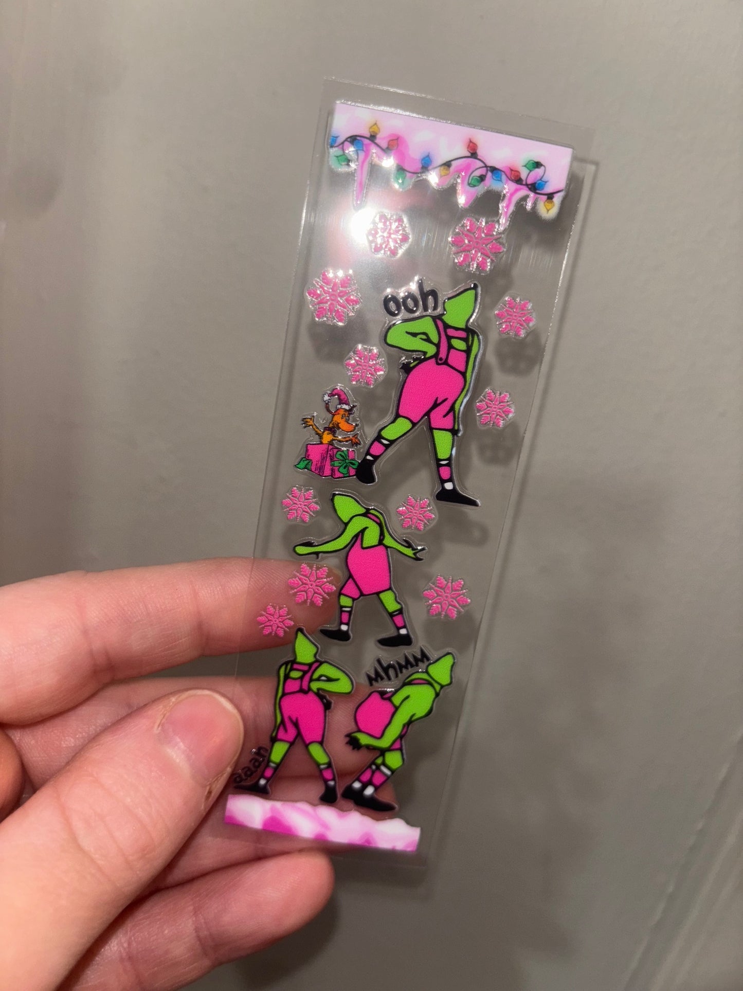 Green Guy Christmas Pen Wrap 2